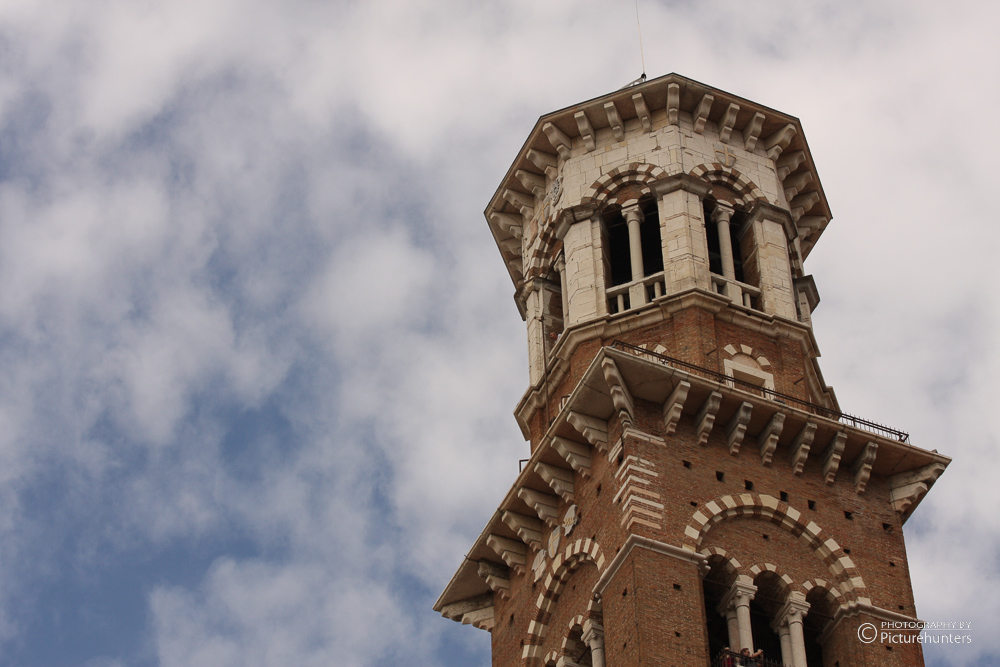 Kirchturm in Verona