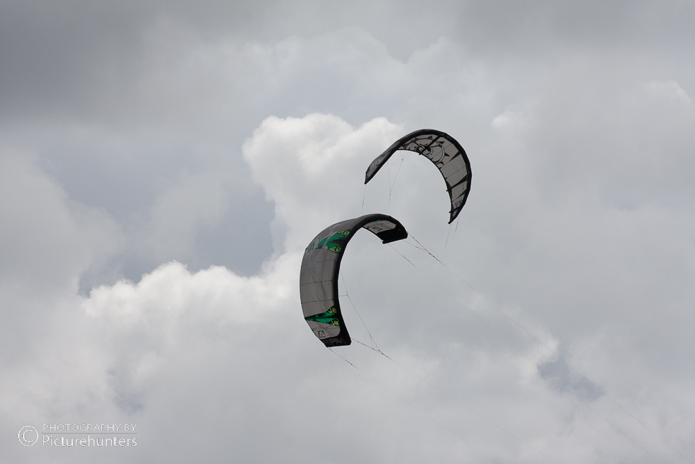 Kitesurf-Schirme