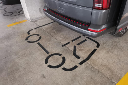 Spezieller Busparkplatz