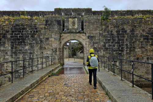 Besichtigung im Regen