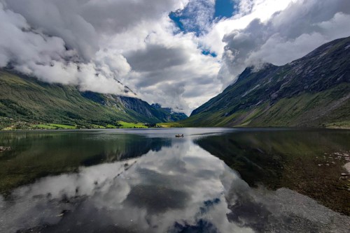 Grandiose Spiegelung