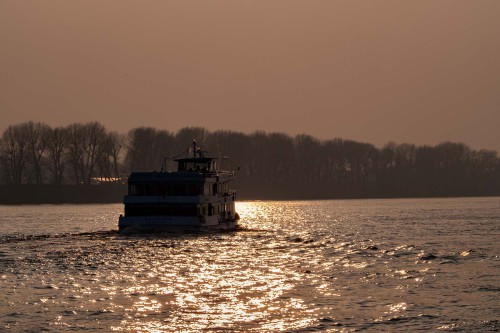 Fahrt in den Sonnenuntergang