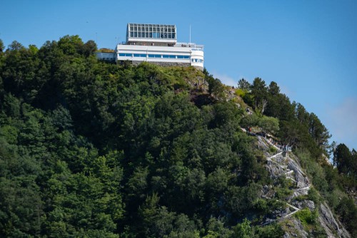 Restaurant auf dem Hügel