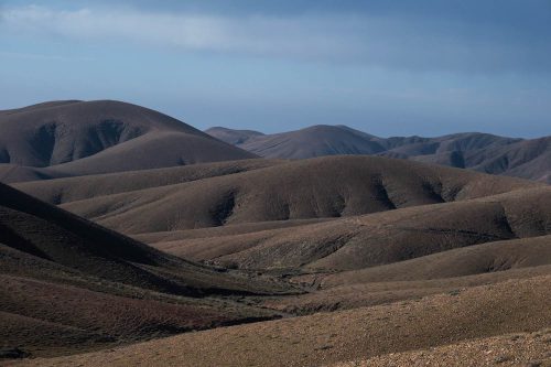 Licht über den Hügeln
