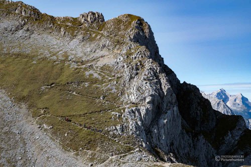 Wanderweg gegenüber